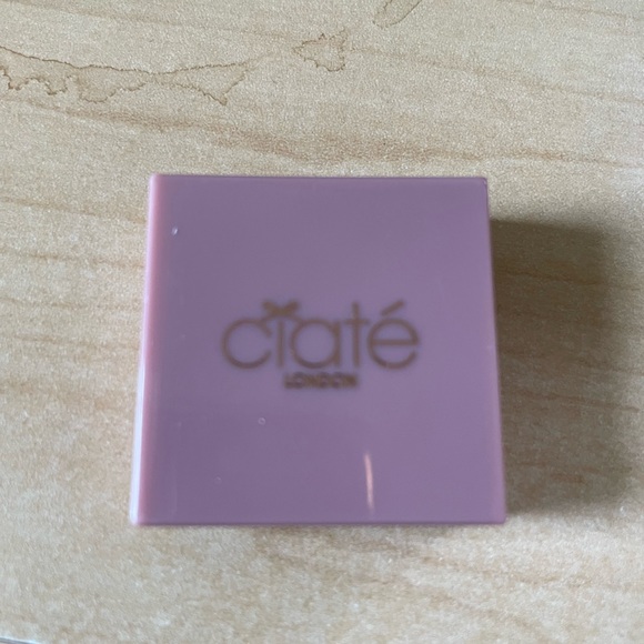 Ciate London metallic eyeshadow deluxe sample, peach, NIB - Picture 2 of 3